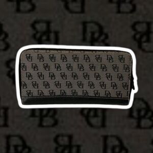 (NWOT) Vintage DOONEY & BOURKE® Signature Logo Large Zip Around Wallet - Navy